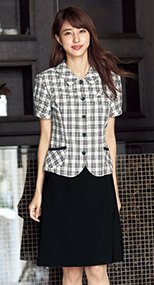 56613 en joie(アンジョア) お腹周りを圧迫しないストレスフリーなAラインスカート 93-56613