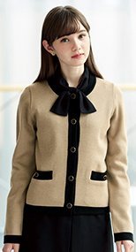 81670 en joie(アンジョア) 優しい見た目できちんと感のあるニットジャケット 無地 93-81670