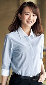 en joie(アンジョア) 01096 細かいストライプ・高めでシャープな襟元の七分袖ブラウス 93-01096