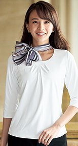 en joie(アンジョア) 01150 透けにくく胸元タックがアクセントの七分袖カットソー 93-01150