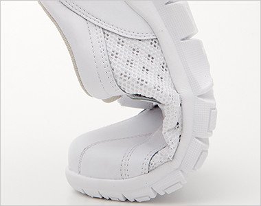 ソールがぐにゃぐにゃ曲がるのでどんな姿勢でも安定します