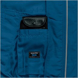 左内側 バッテリー専用ポケット
