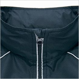AZ2202 アイトス リフレクトジャケット(男女兼用) アゴにファスナーが当たるのを防止してノドを守るチンガード
