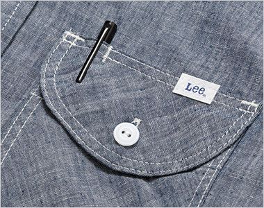 LCS43004 Lee シャンブレーシャツ/七分袖(女性用) フラップにあるペン挿し口