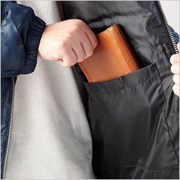 自重堂JAWIN 58500 防寒ジャンパー 内ポケット