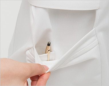MI4637 ナガイレーベン(nagaileben) ミレリア ワンピース(女性用) ポケットは二重構造で、内側はペン差しポケット