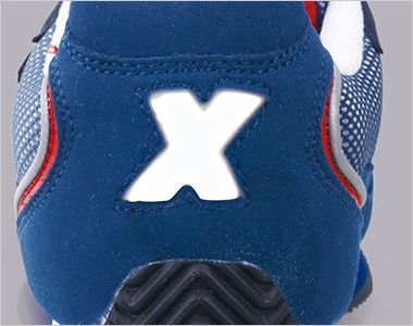 ジーベック 85102 マジックテープ安全靴 スチール先芯 Xロゴには反射材を使用。夜間や暗所での視認性を高めます。